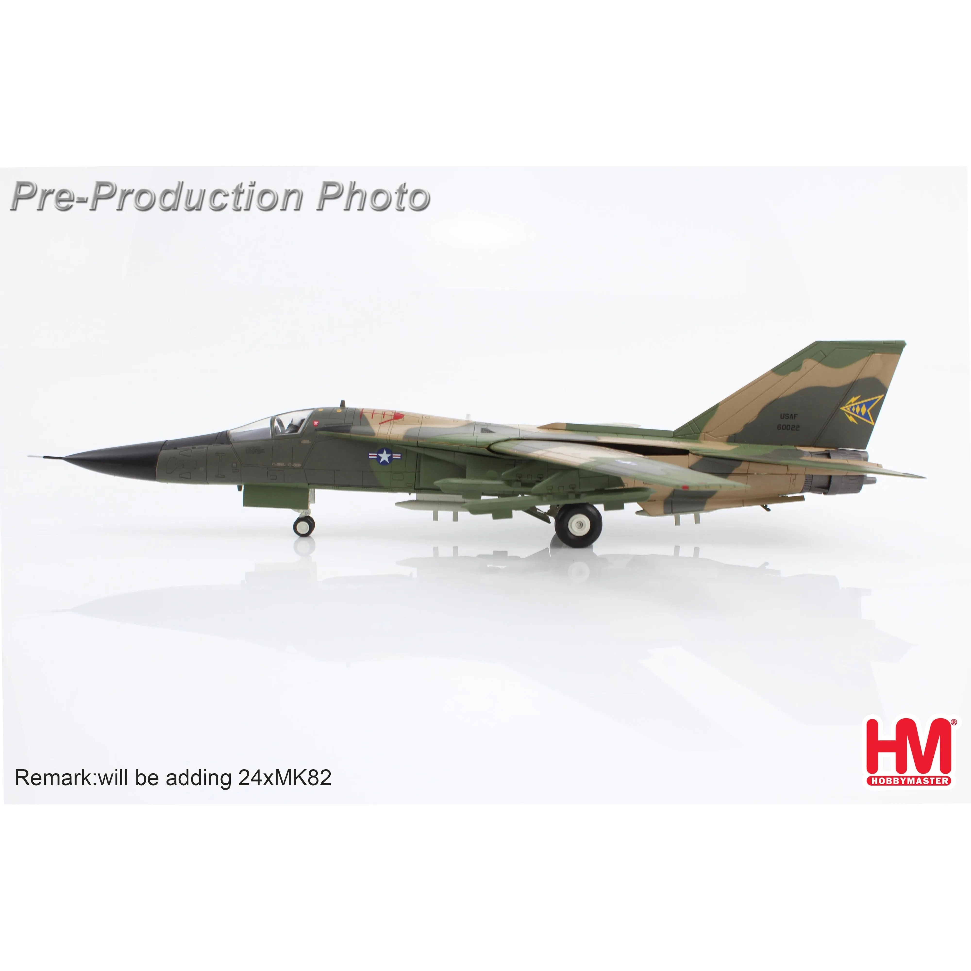 1/72 F-111A "Combat Lancer" 66-0022 USAF Takhli RTAFB 1968 (with 24 X Early MK.82 Bomb)
