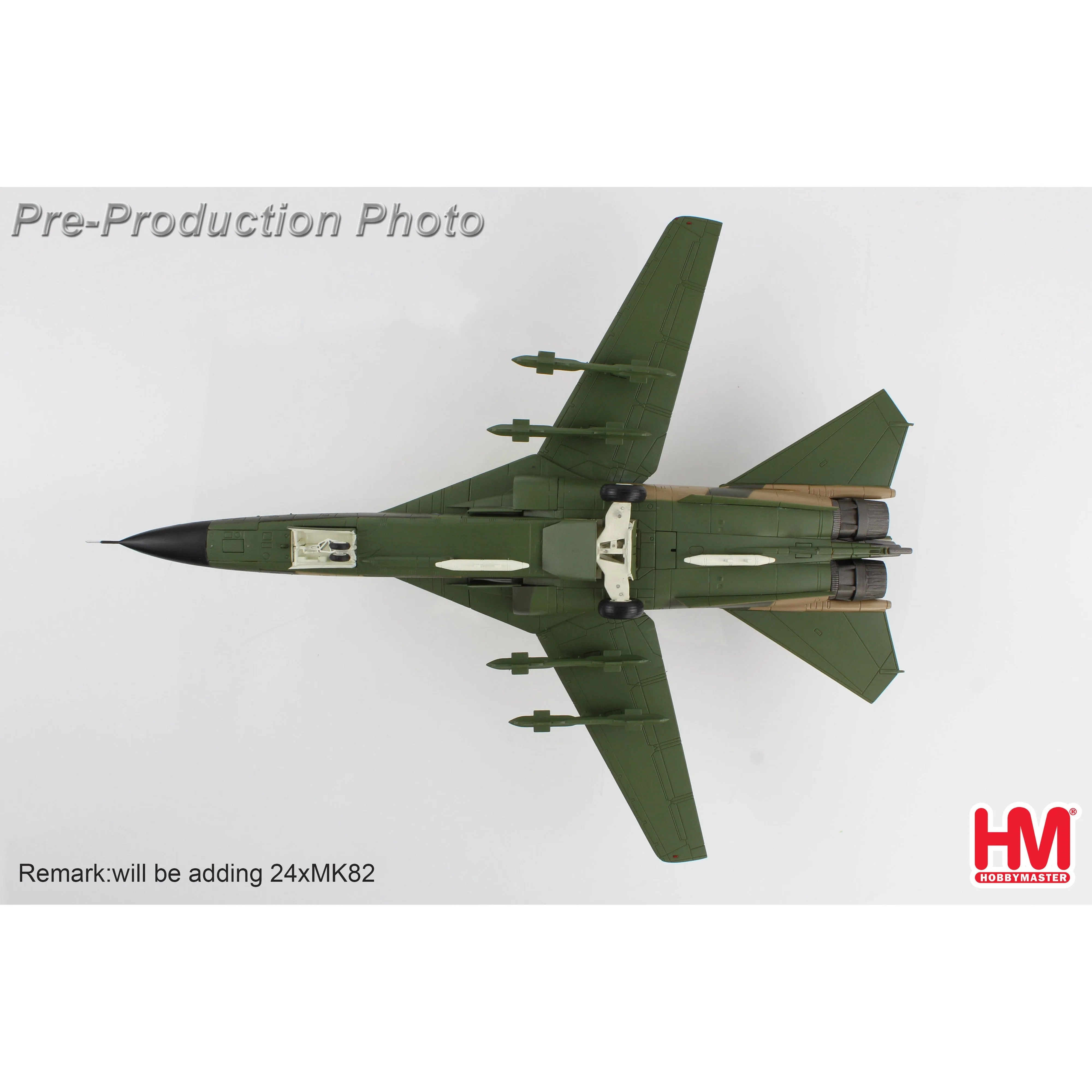 1/72 F-111A "Combat Lancer" 66-0022 USAF Takhli RTAFB 1968 (with 24 X Early MK.82 Bomb)