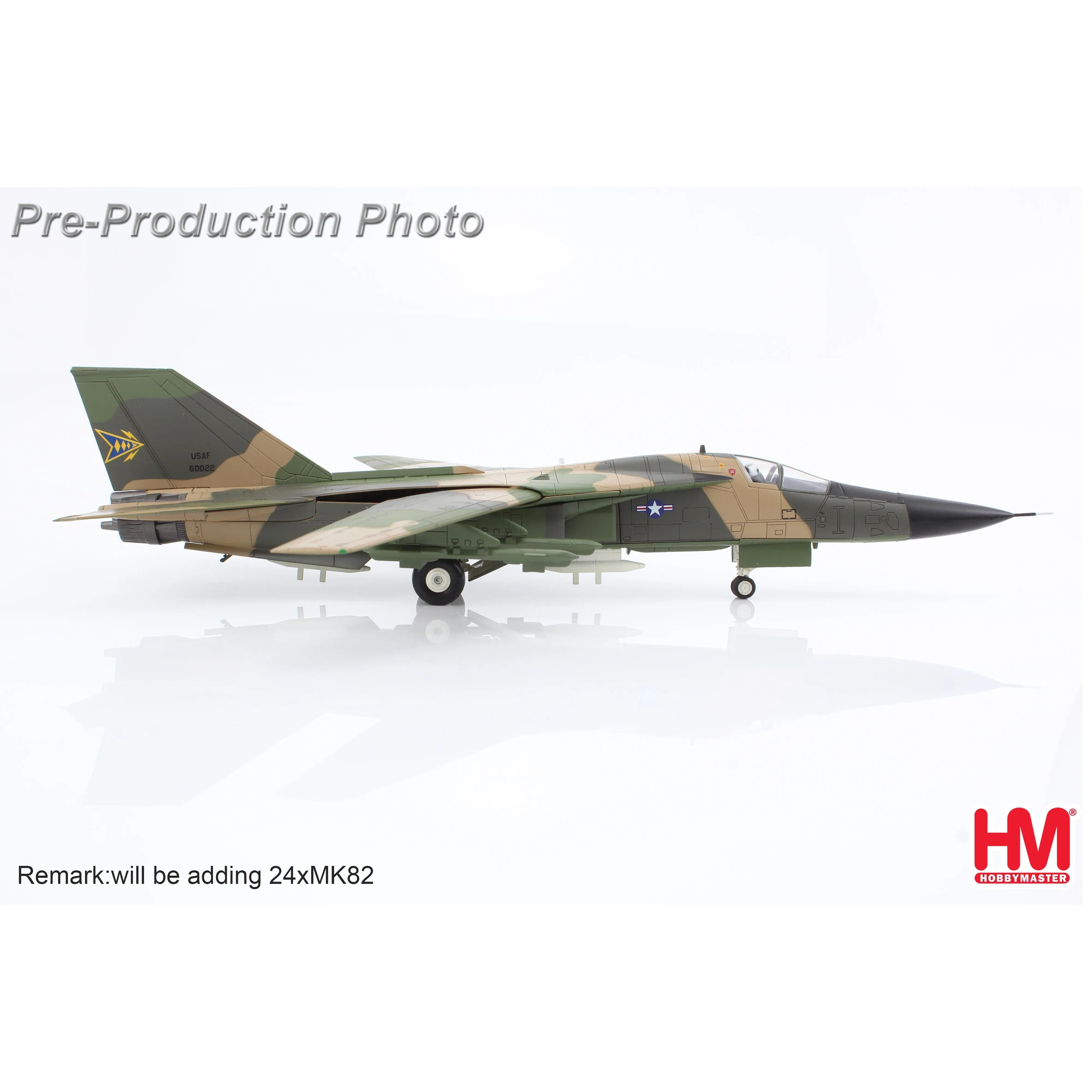 1/72 F-111A "Combat Lancer" 66-0022 USAF Takhli RTAFB 1968 (with 24 X Early MK.82 Bomb)