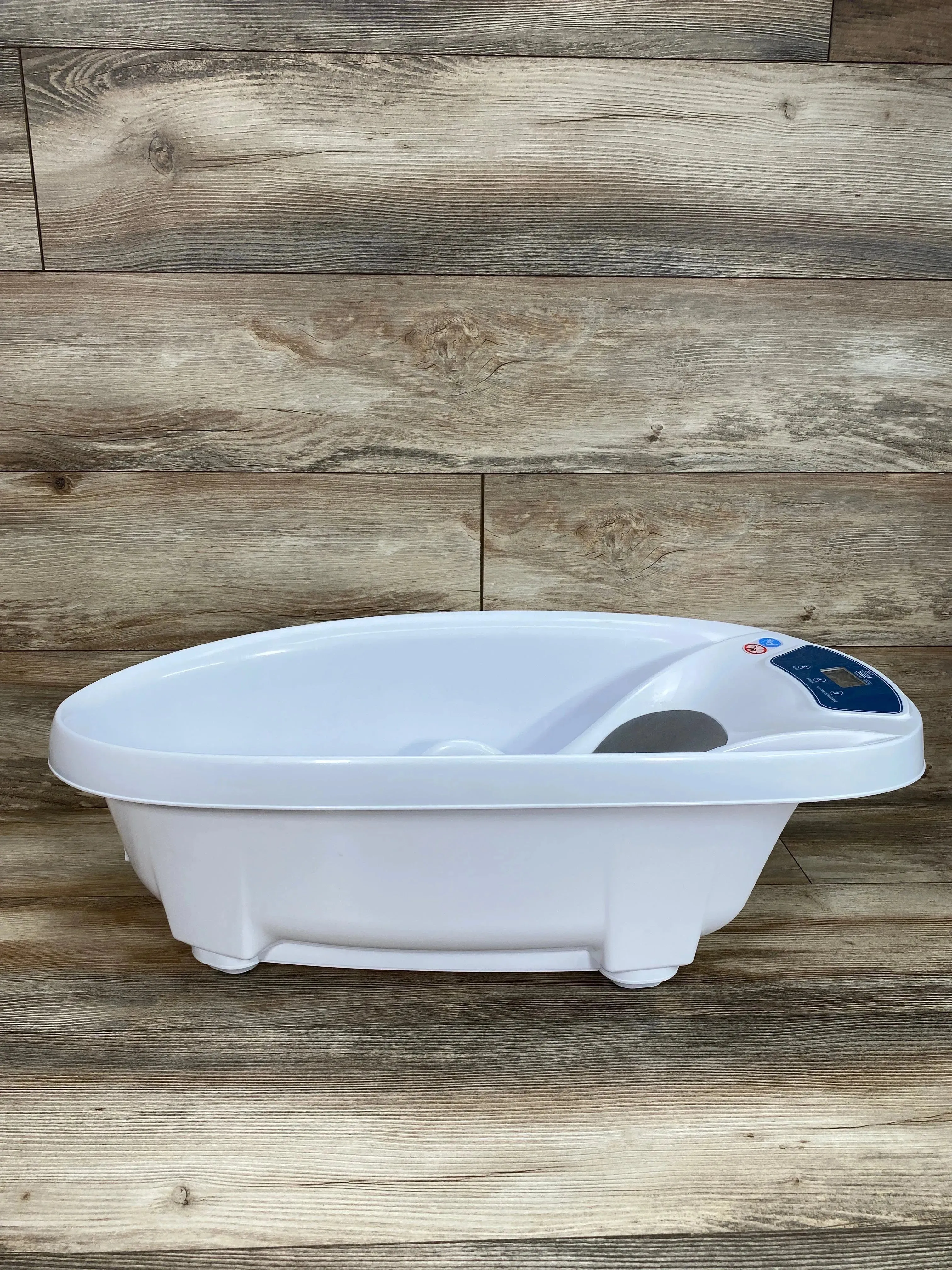 AquaScale 3-in-1 Digital Scale, Water Thermometer and Infant Tub