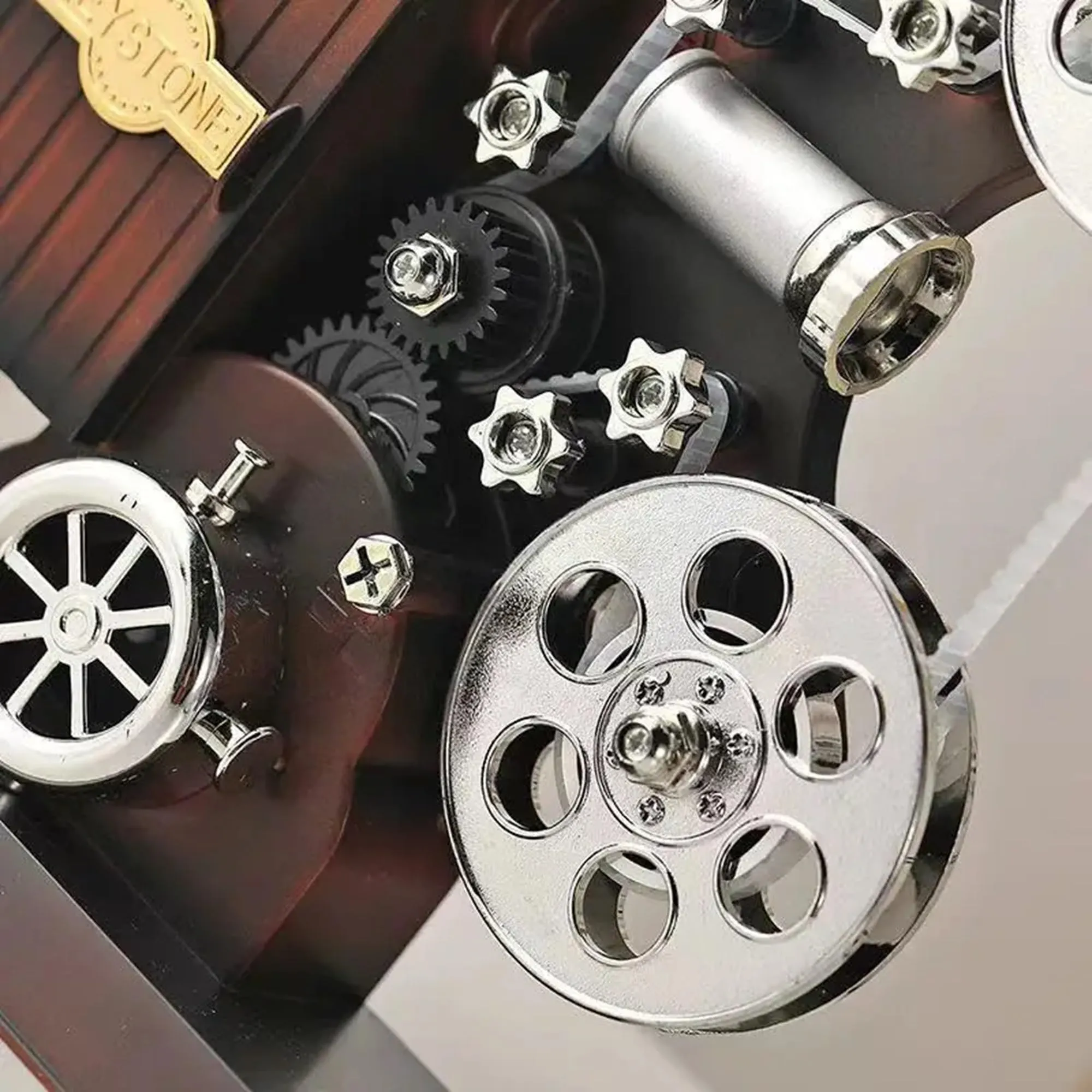 AUGEN Exclusive Music Box Musical 360° rotatable Carousel Children's Wooden Men and Women Birthday Creative Christmas Valentine's Day Gift Home Decoration (Projector)