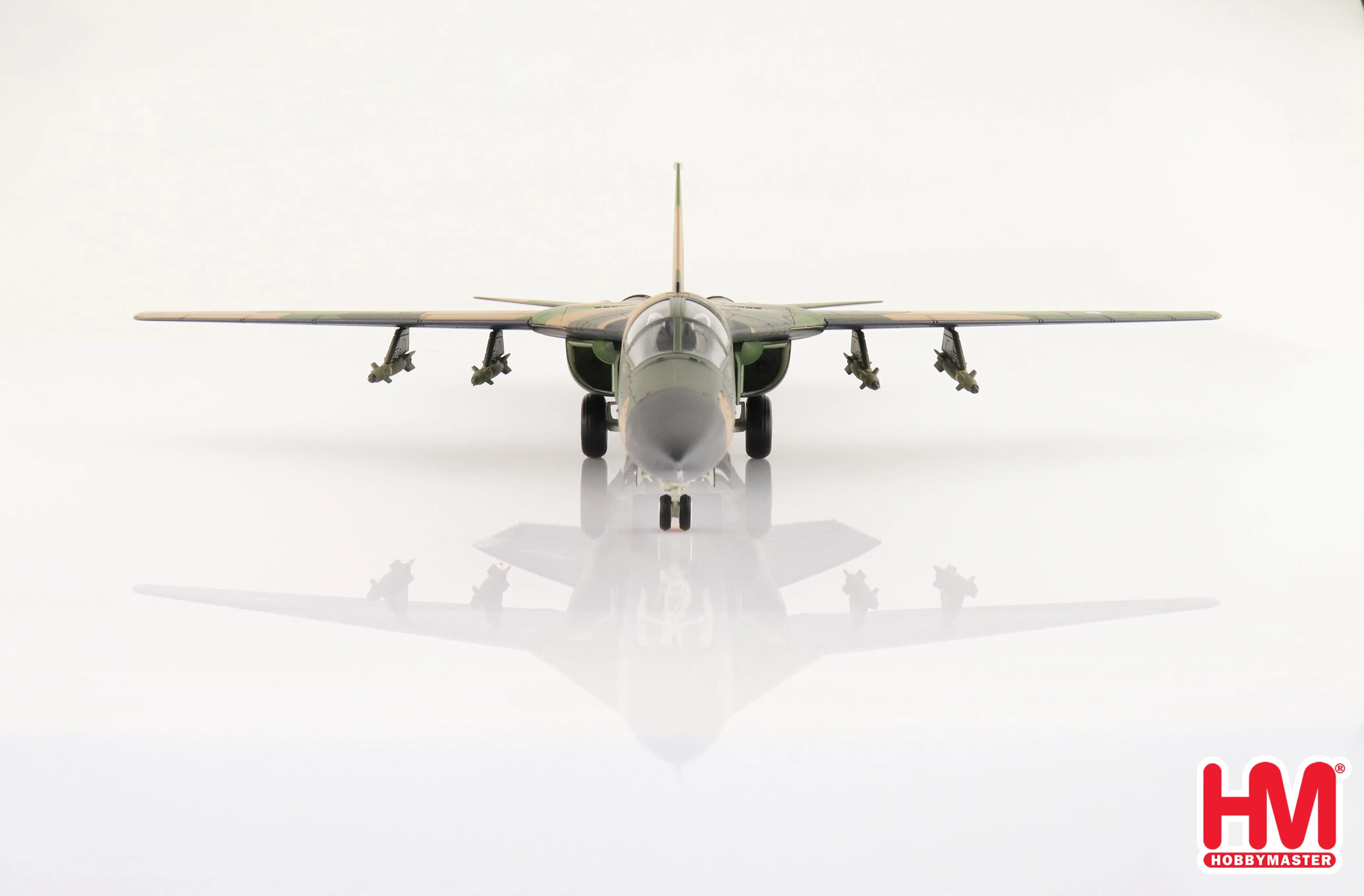 General Dynamics F-111C Aardvark “Pack Tack Prototype” No.1 Squadron RAAF, 1984, 1:72 Scale Diecast Model