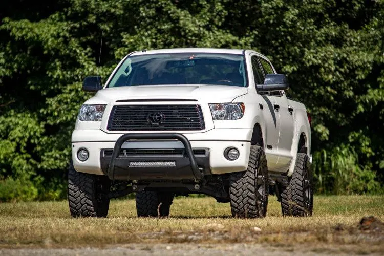Rough Country Bull Bar w/LED Light Bar | 2007-2021 Toyota Tundra