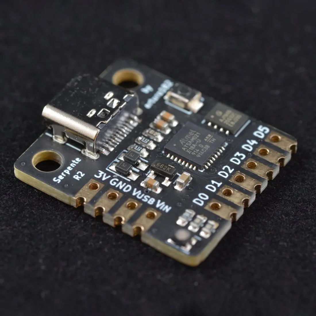Serpente - A Tiny CircuitPython Prototyping Board