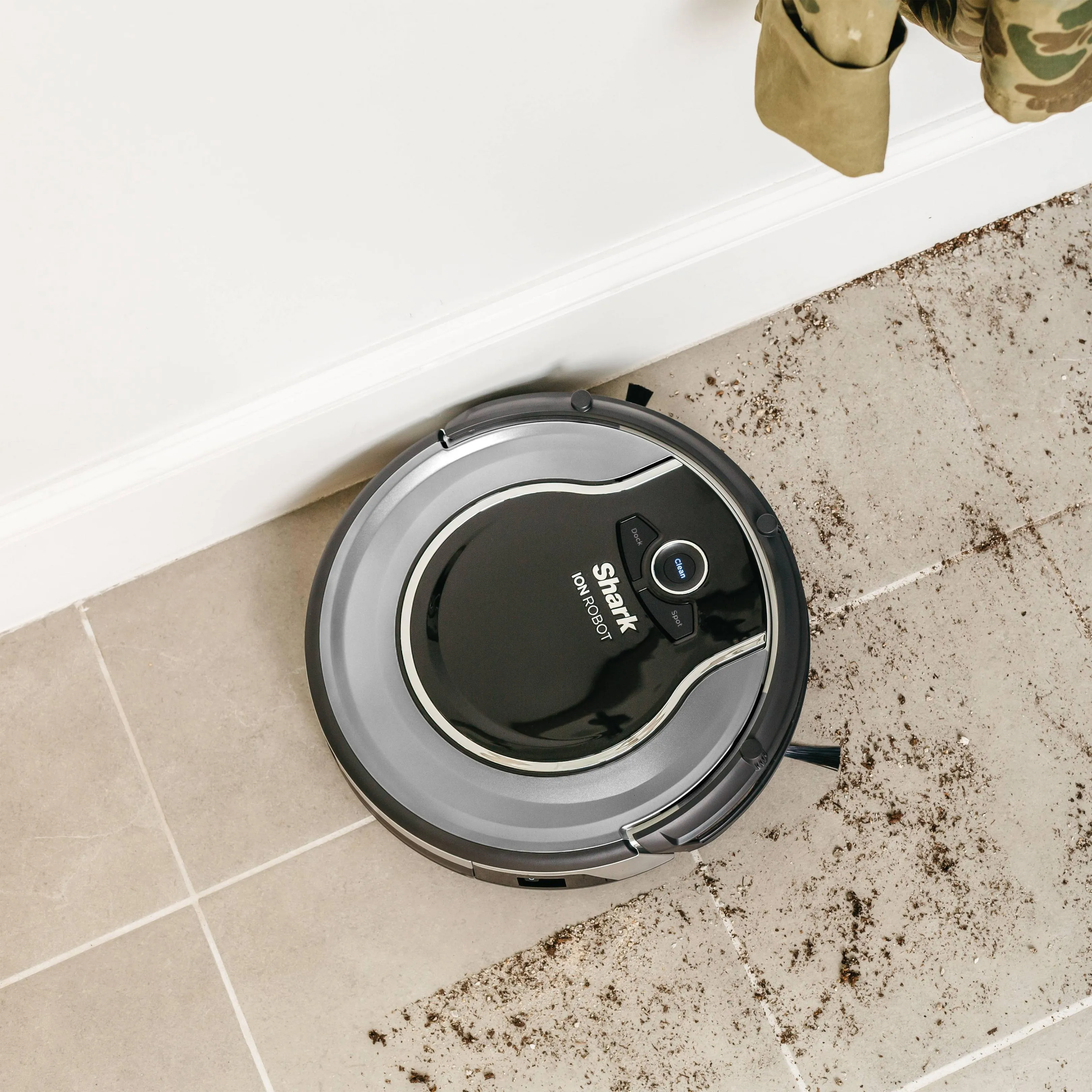 Shark ION RV700 Robot Vacuum (Refurbished)